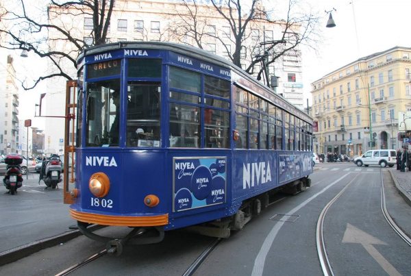 NIVEA tram
