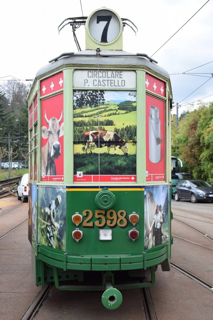 Il_Tram_del_Gusto_di_Formaggi_Svizzeri_arriva_a_Torino