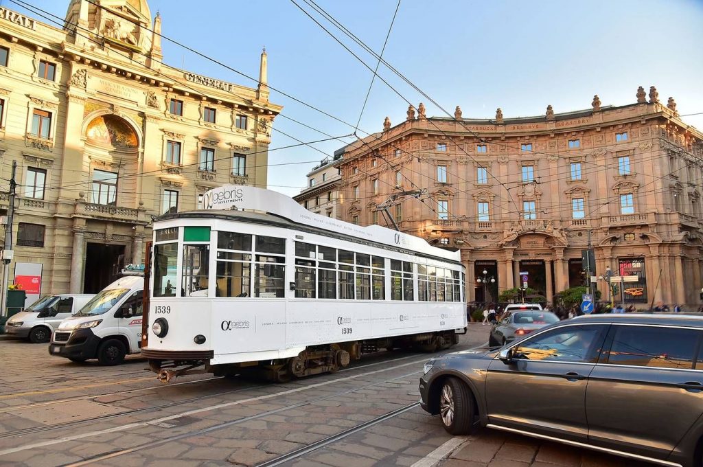 ALGEBRIS_FULL-WRAP DARSENA_MILANO_Q20_72296