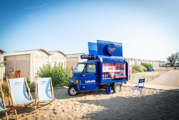 Labello Studios al Venice Film Festival 2024: una nuova glamour activation per il Labello Lip & Cheek.