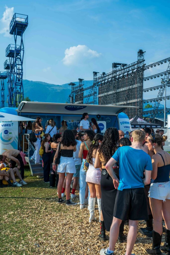 Nivea Nameless 2 Coda allo stand di Nivea Soft al Nameless