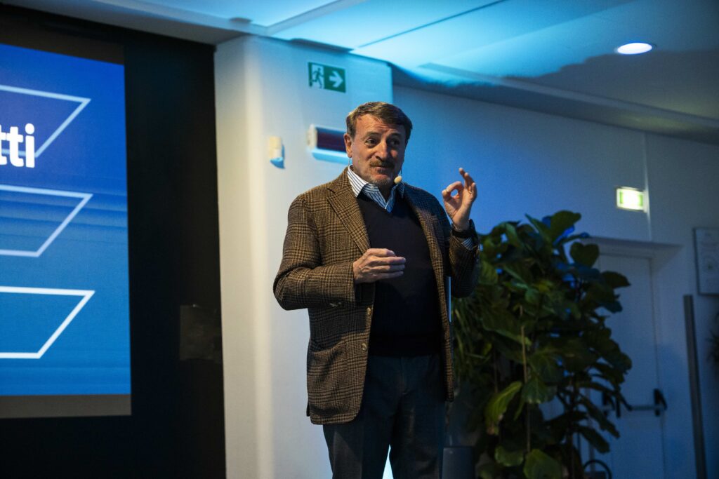SAP evento 5 Speech di Giacomo Poretti all'evento SAP di San Siro