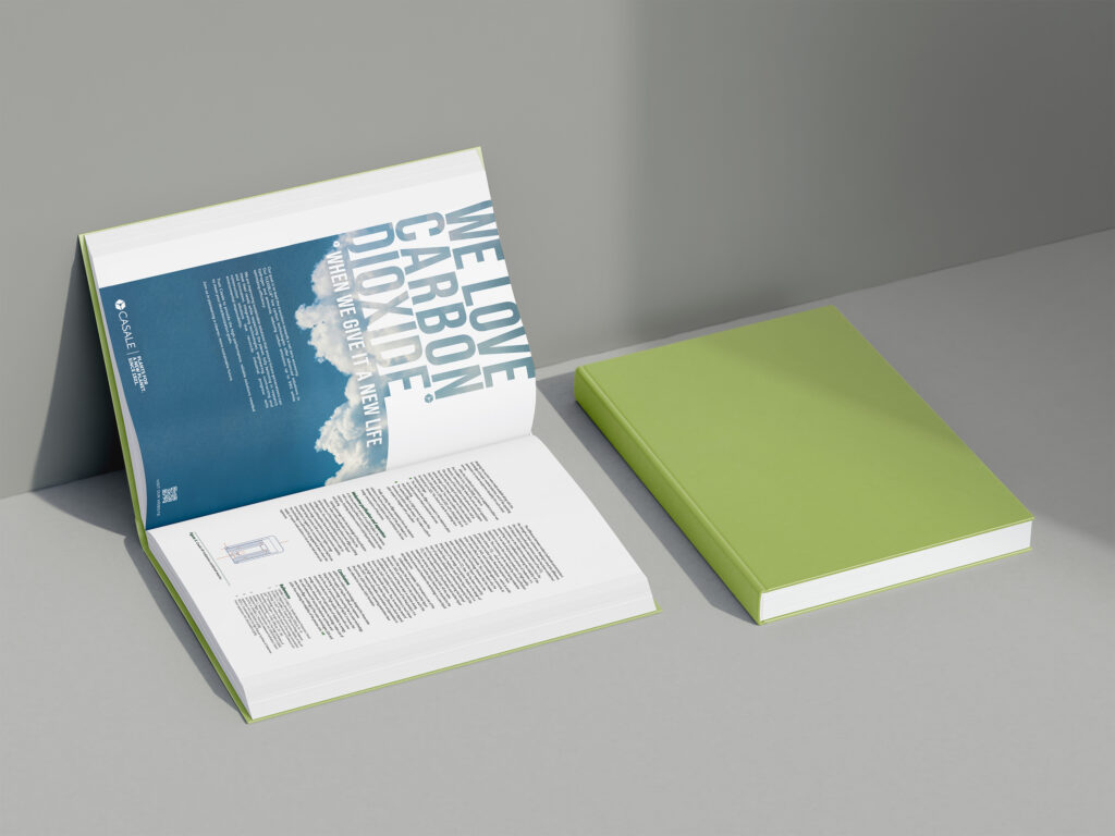 Casale campagna adv 1 Adv campagna corporate Casale con libri aperti