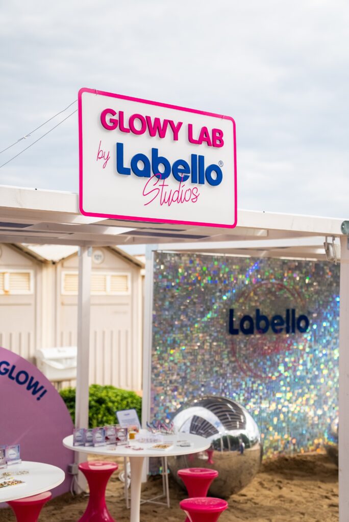 LABELLO VENEZIA 2 Foto stand Glowy Lab al Lido di Venezia