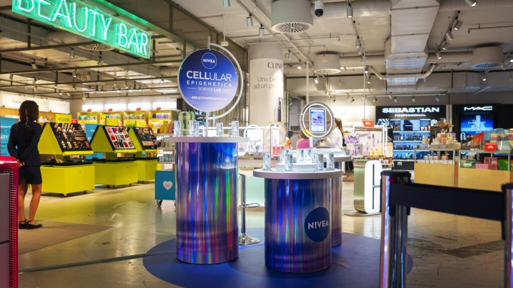 Nivea Epigenetics 1 Corner pop-up di Nivea Epigenetics alla Rinascente di Milano
