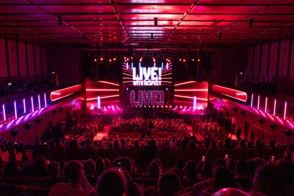Vista dall'alto dell'interno dell'auditorium durante i BEA 2025