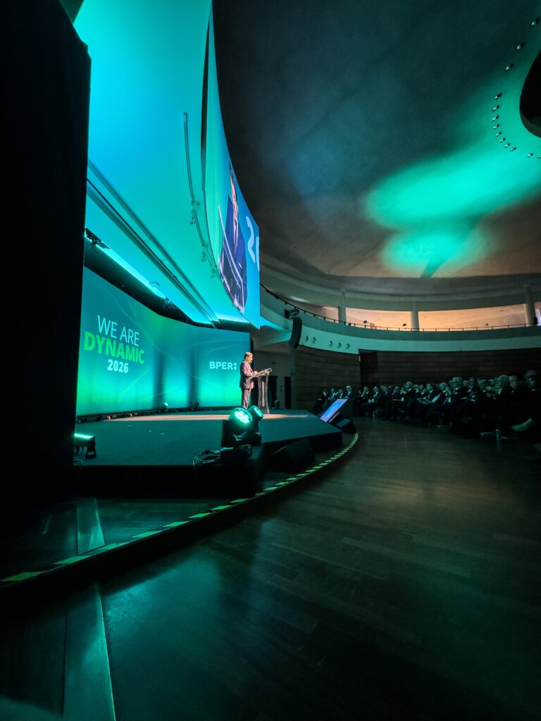 BPER_evento 2 Immagine del palco durante l'evento corporate interno di BPER a Modena