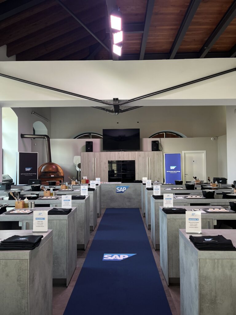 SAP 2025_foto 2 Banchi per cucinare durante la cooking experience dell'evento SAP